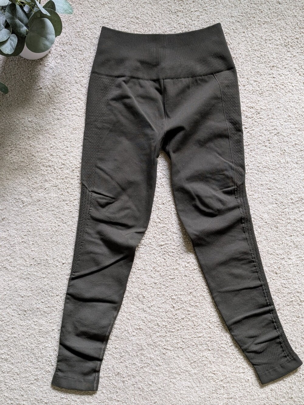 Lululemon Dark Green Compression Leggings